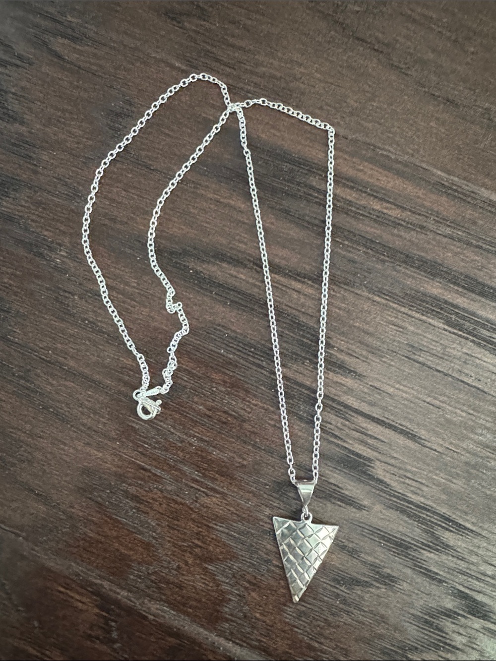 NWOT Women's Sterling Silver Textured Triangle Pendant 18inch Necklace